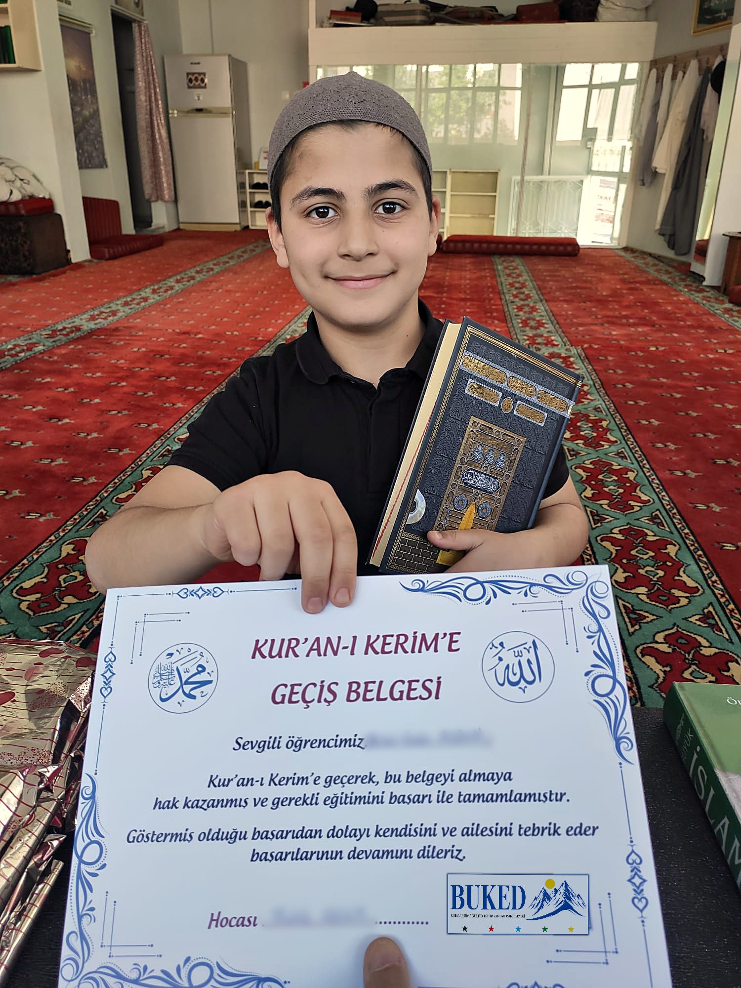 Bir hatim ve icazet merasiminden görüntü